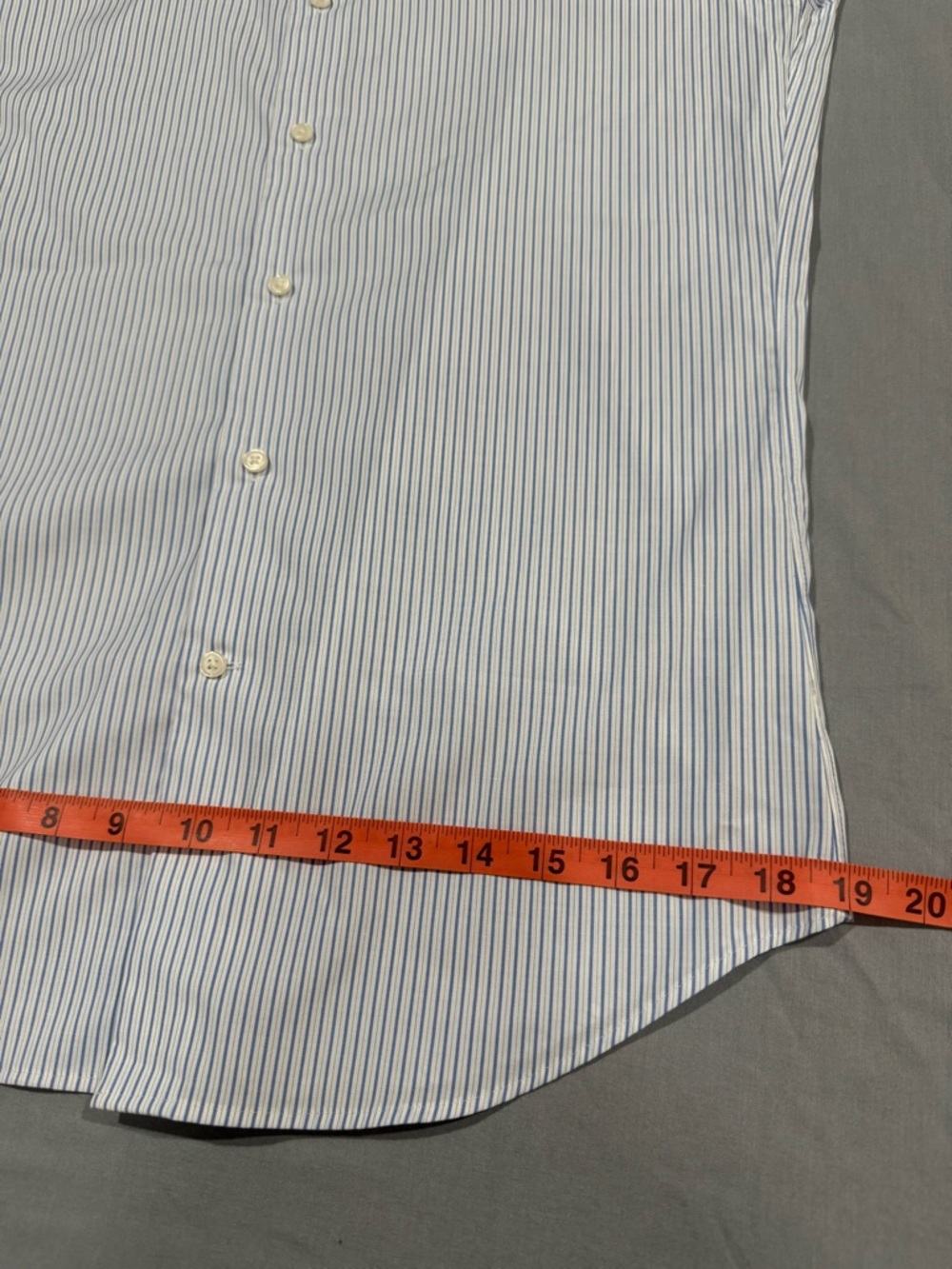 Uniqlo Men’s Light Blue and White Pinstripe Dress Shirt Small - Picture 11 of 13